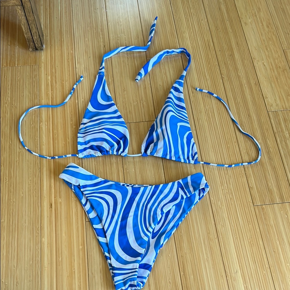 Aurelle Blue and White Swirl Bikini Set